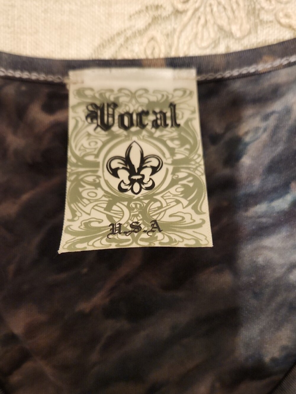 Vocal Long Sleeve V-Neck Tie-Dye Top in Gray and Brownsz L - Picture 2 of 4